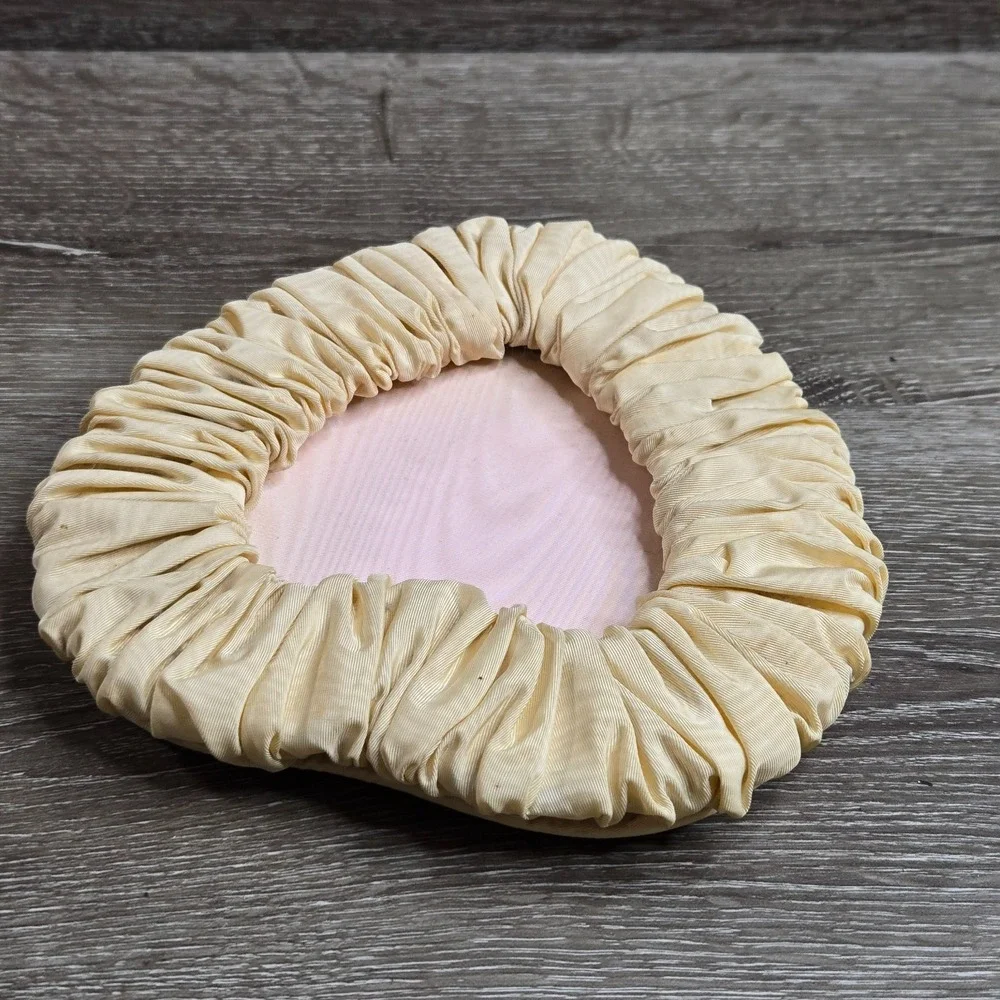 Vintage Cream Satin Ruched Heart Shaped Tabletop Picture Frame Boudoir Decor 7x5